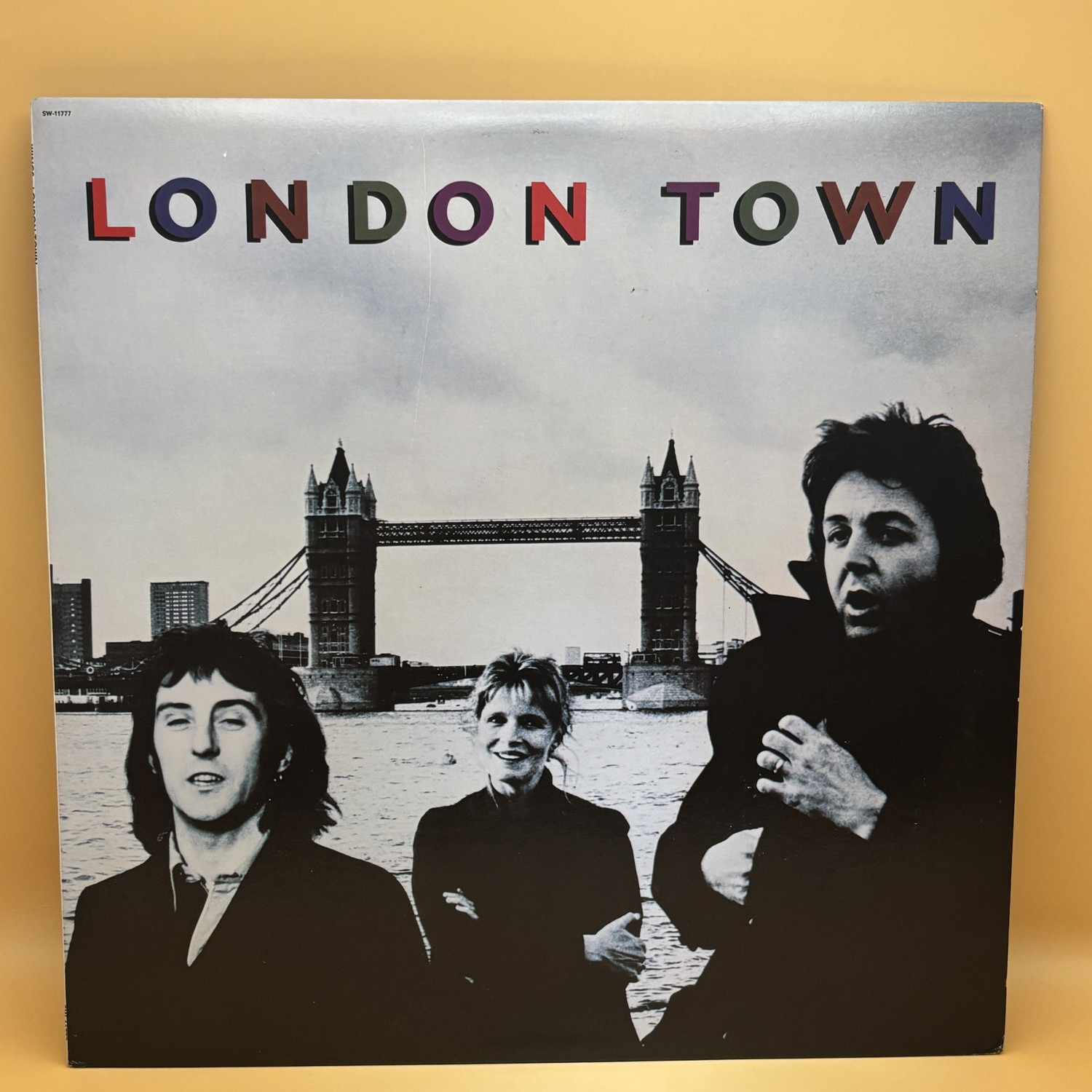 ロンドン・タウン（WINGS-ポール・マッカートニー）の中古レコード
